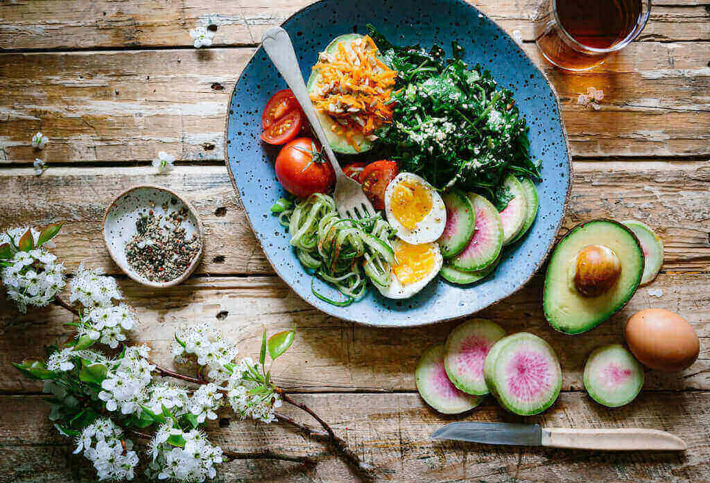 7 Powerful Superfoods For Detoxing & To Boost Your Everyday Diet